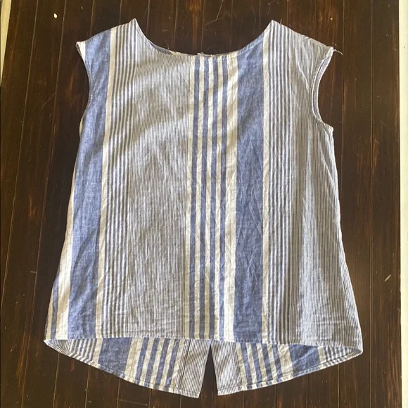 Workshop Republic Clothing Striped Sleeveless Top. Size XS Buttons in back - Picture 2 of 10